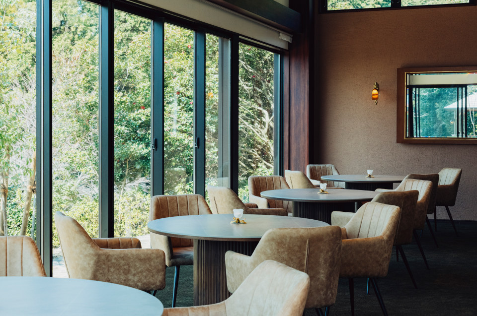 restaurant